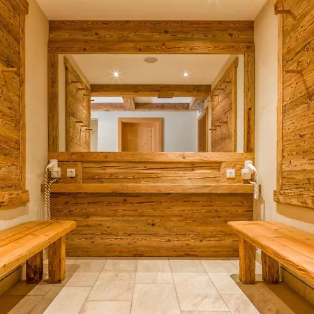 Next To The Skilift A 5 *